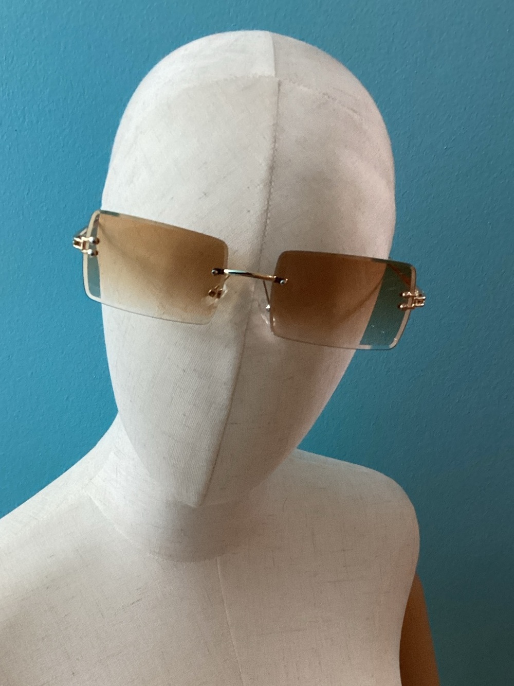Vintage Rimless Sunglasses with Brown Gradient Lenses and Gold Accents